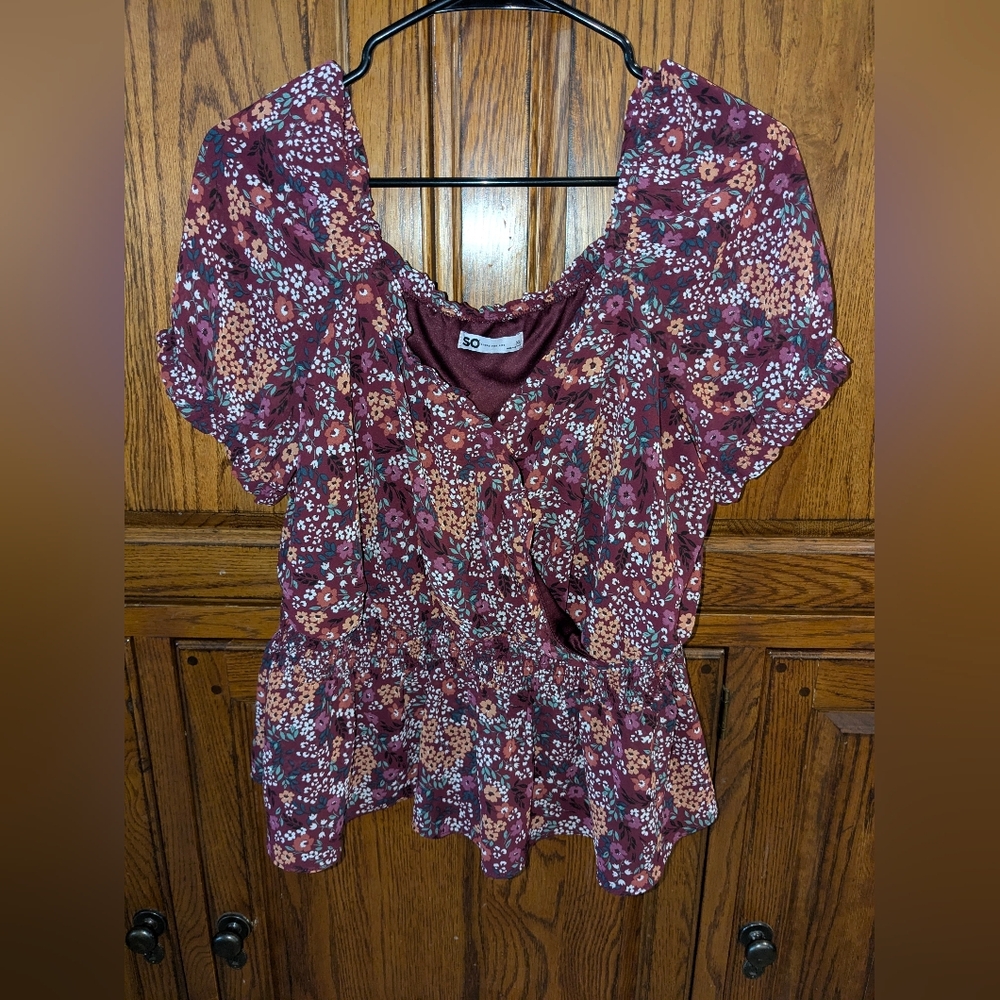 🏔️ SO Maroon Floral Wrap Blouse